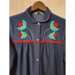 Vintage Models Coat Pearl Snap House Dress Sz M/L Blue Fleece Floral Embroidery